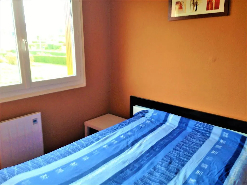Holiday home Maison Au Centre De Camazen Pludual France